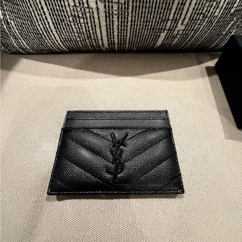 Saint Laurent Textured Black Card Holder - Picture 3 of 4